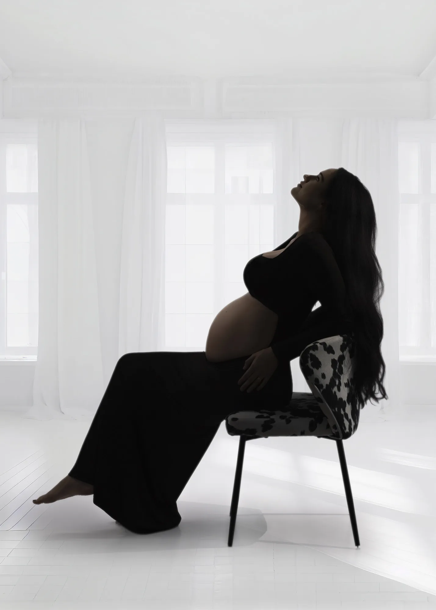 Maternity portrait in natural light